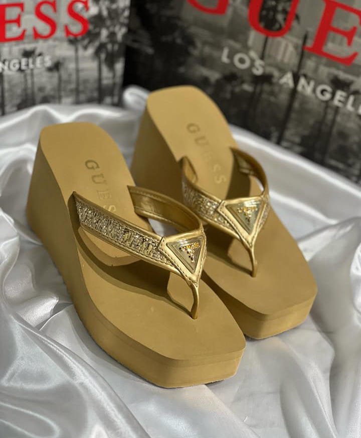 SANDALIAS PLATAFORMA GUESS