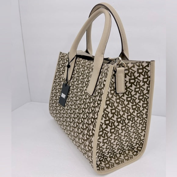 BOOK TOTE DKNY